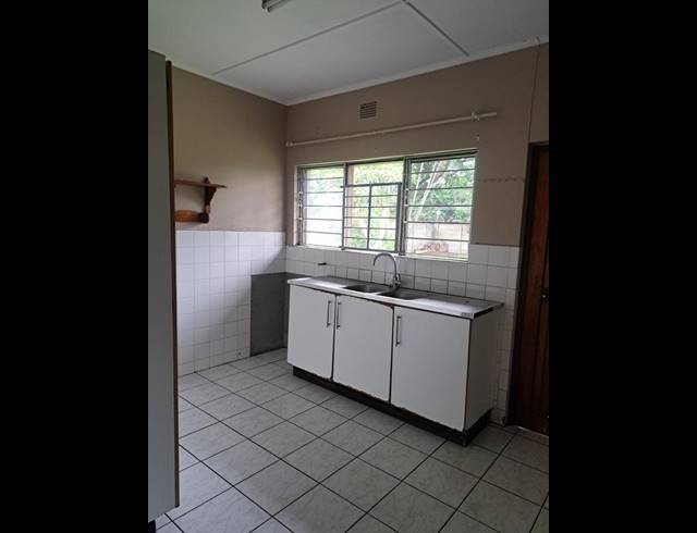 3 BEDROOM PROPERTY TO RENT IN MEER EN SEE